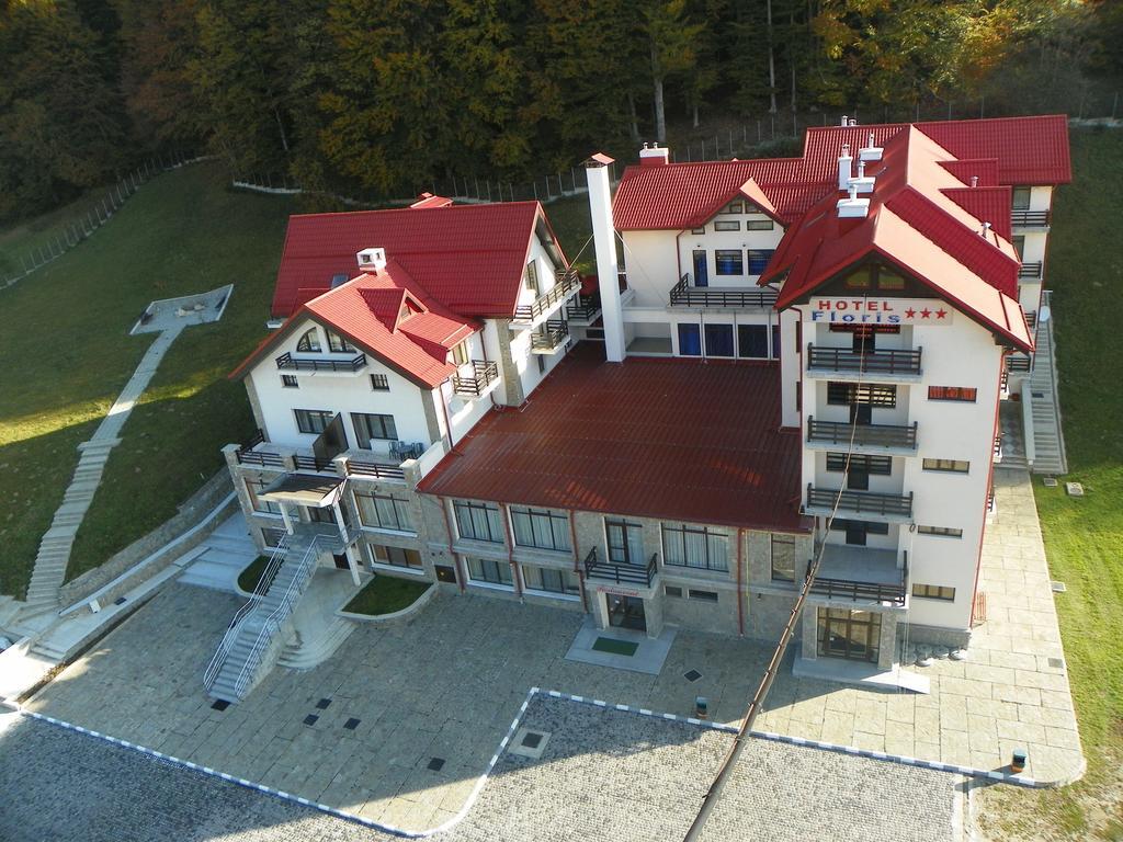 Hotel Floris Cheia  Bagian luar foto