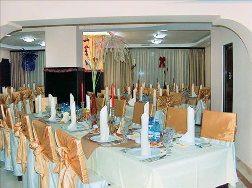 Hotel Floris Cheia  Restoran foto